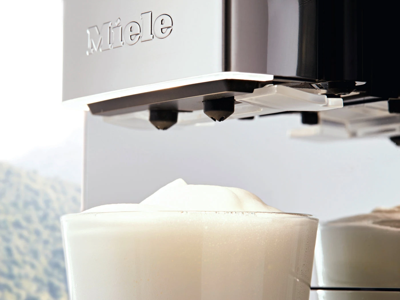 Miele CM6160 Milk Perfection 11 Miele CM6160 Milk Perfection - Image 9