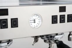 La Marzocco Linea Classic S AV -Coffee Related Shop Linea Classic 2 gr particolari 05 1 640x426 1