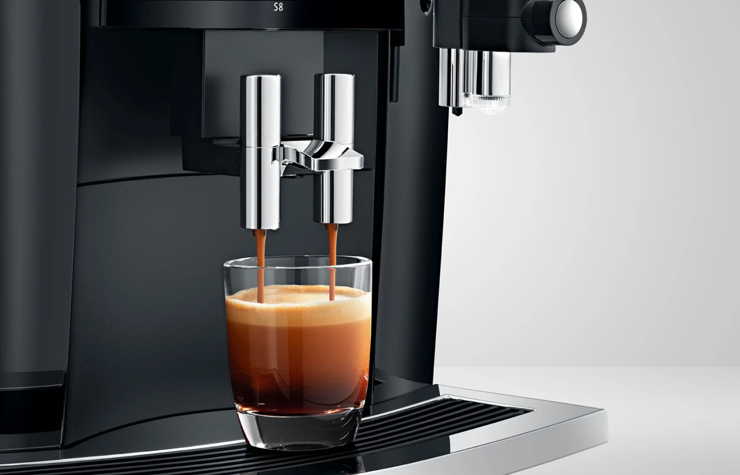 Jura S8 Piano Black 5 Jura S8 Piano Black - Image 3